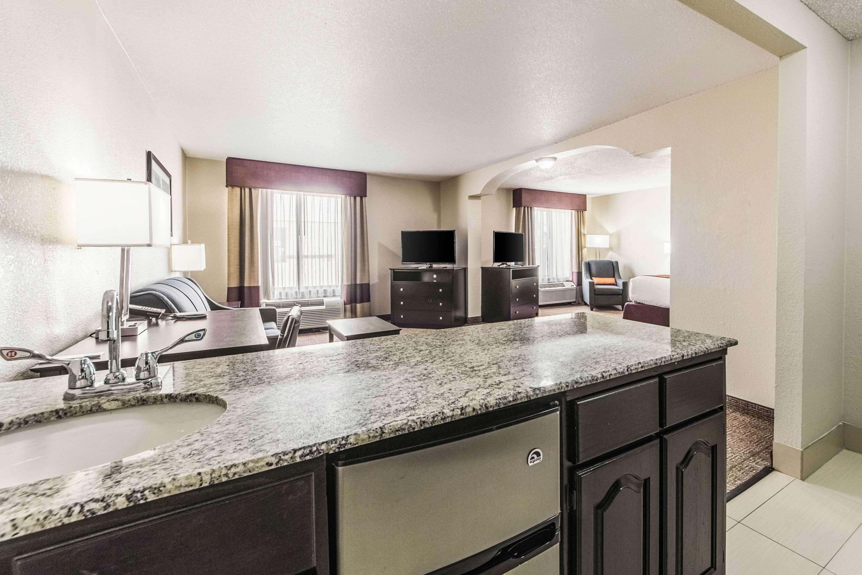 Comfort Inn Dallas Park Central Esterno foto