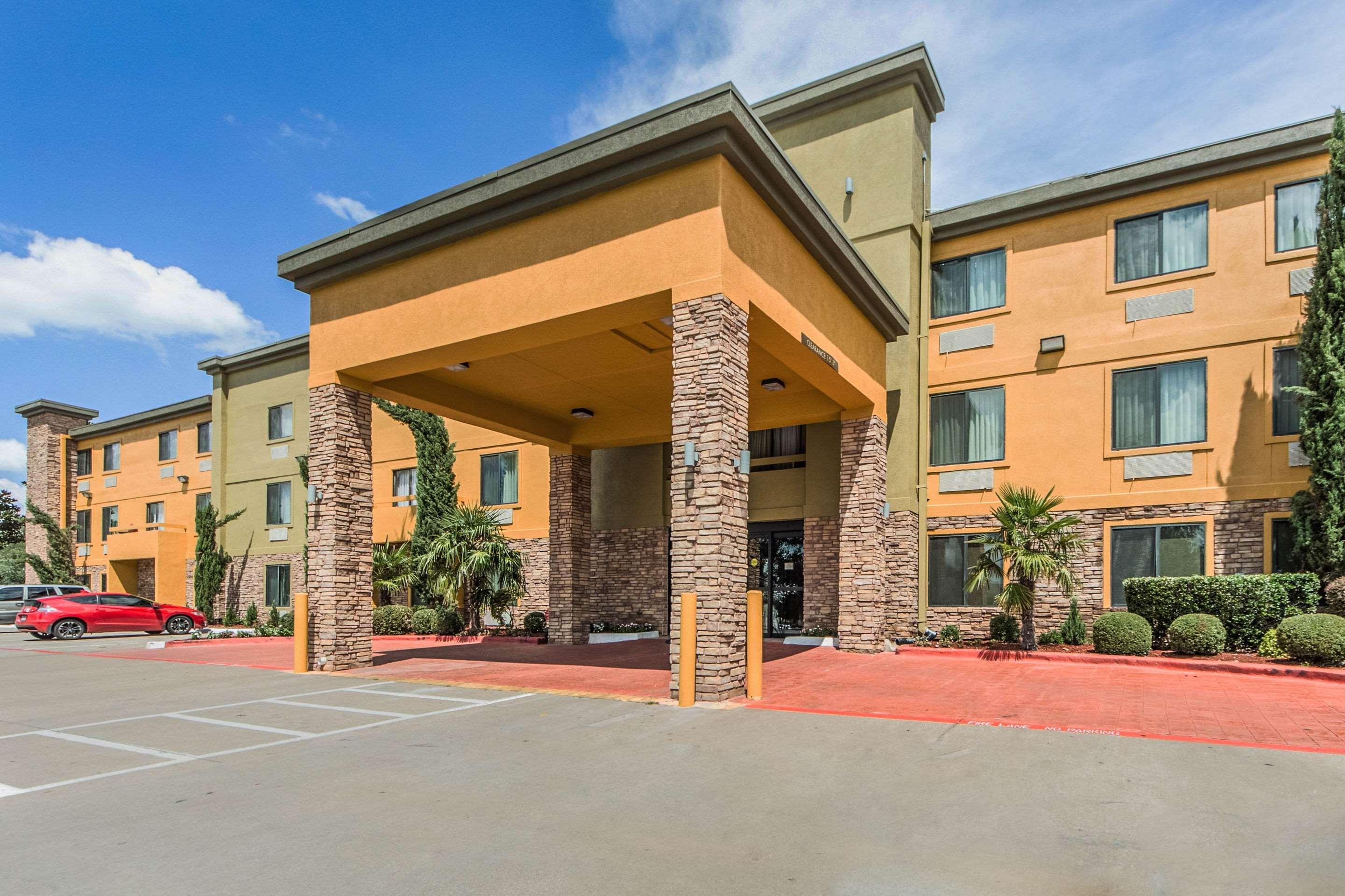 Comfort Inn Dallas Park Central Esterno foto