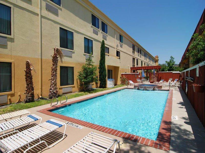 Comfort Inn Dallas Park Central Servizi foto